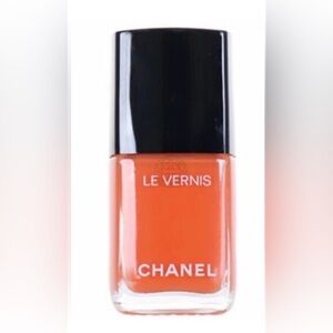 CHANEL Le Vernis Nail Polish in 745 Cruise New without box